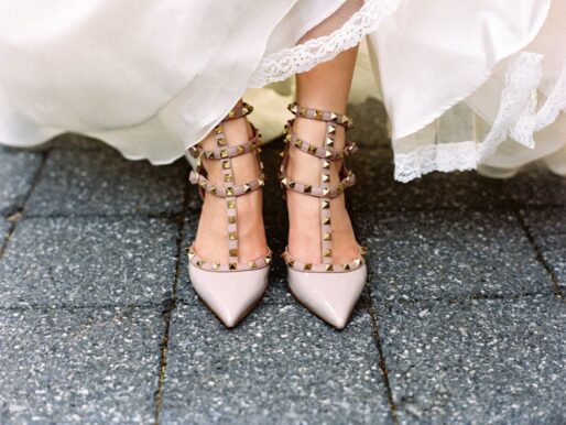 ¿Tacones o Sneakers? ¡Gran pregunta!